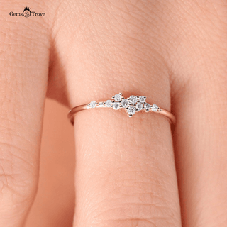 Sparkling Cluster Diamond Flower Ring