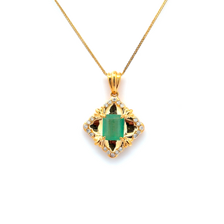 Emerald Étoile Halo Pendant
