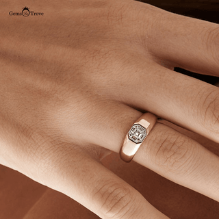 Mosaic Diamond Illusion Ring