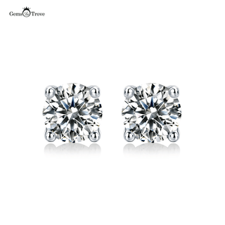 Classic round Moissanite Studs