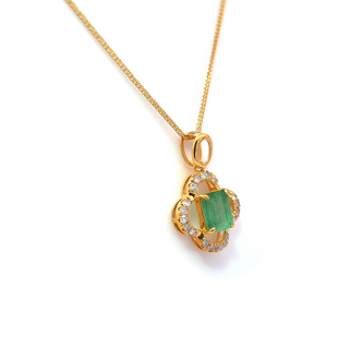 Emerald Serene Drop Pendant
