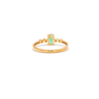 Verdea Classic Emerald Petite Ring