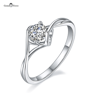 CRISSCROSS SINGLE MOISSANITE DIAMOND RING