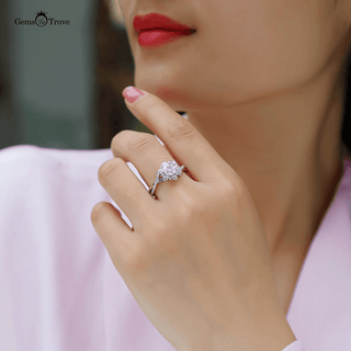 Blooming Moissanite Troves Ring