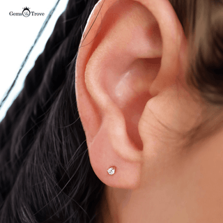 3 Prong Mini Diamond Studs