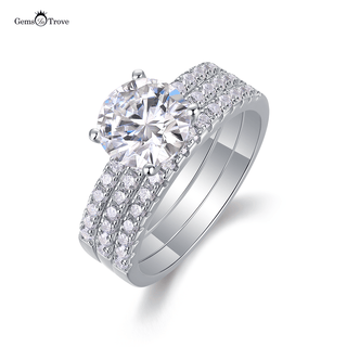 Elegant Moissanite Bridal Ring Set