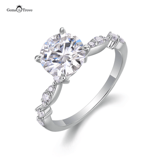 Dazzling Round Cut Moissanite Ring