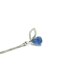 Pear Sapphire Leaf Pendant