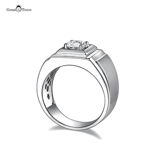 Classic Moissanite diamond ring