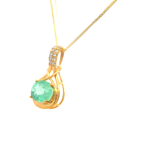 Emerald Oval Spark Pendant