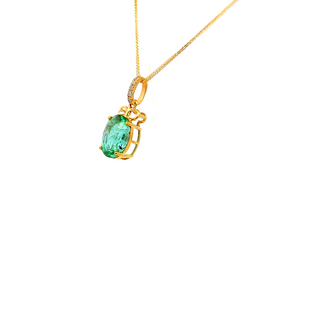 Emerald Minimal Oval Drop Pendant