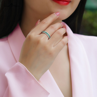 Emerald Wedding Band Classic Glamour