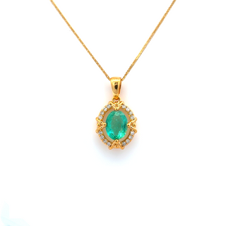 Aurora Verde Oval Emerald Pendant