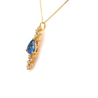 Pear Sapphire Luxury Pendant