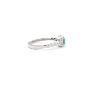 Purity Crest Emerald Ring