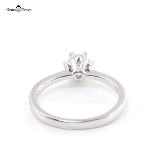 Minimalist Heart Claws Moissanite Ring