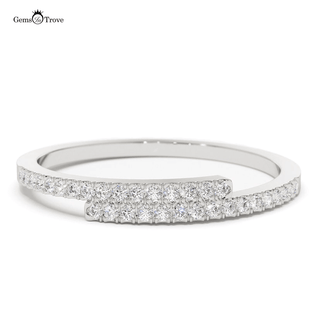 Elegant Bar Shaped Diamond Ring