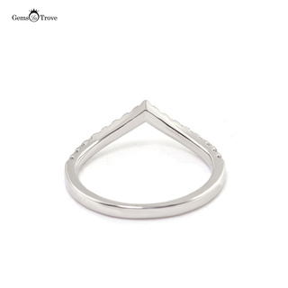 Classic Chevron Moissanite Diamonds Band