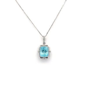 Apatite Light Bar Pendant