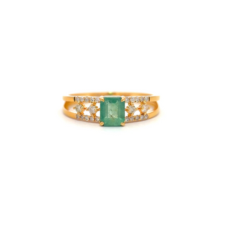 Emerald Serenità Vintage Ring